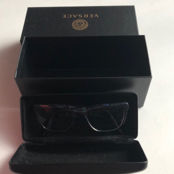 Versace Frames Only.. - Picture 2 of 8